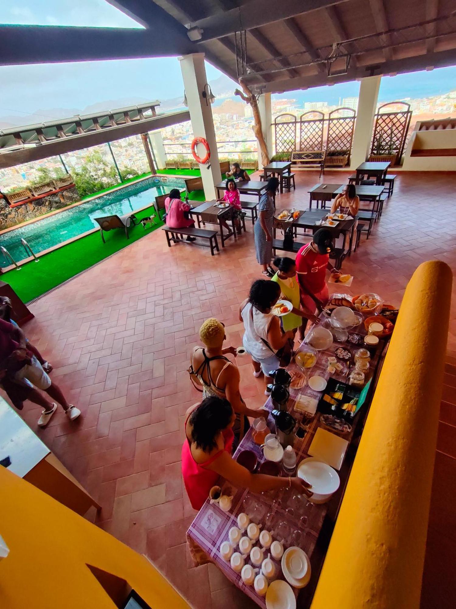 Hotel Belvedere Mindelo, Cabo Verde Exterior photo